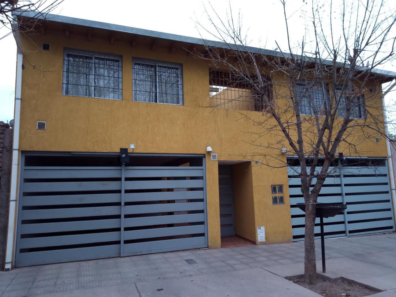Nietos Mendoza