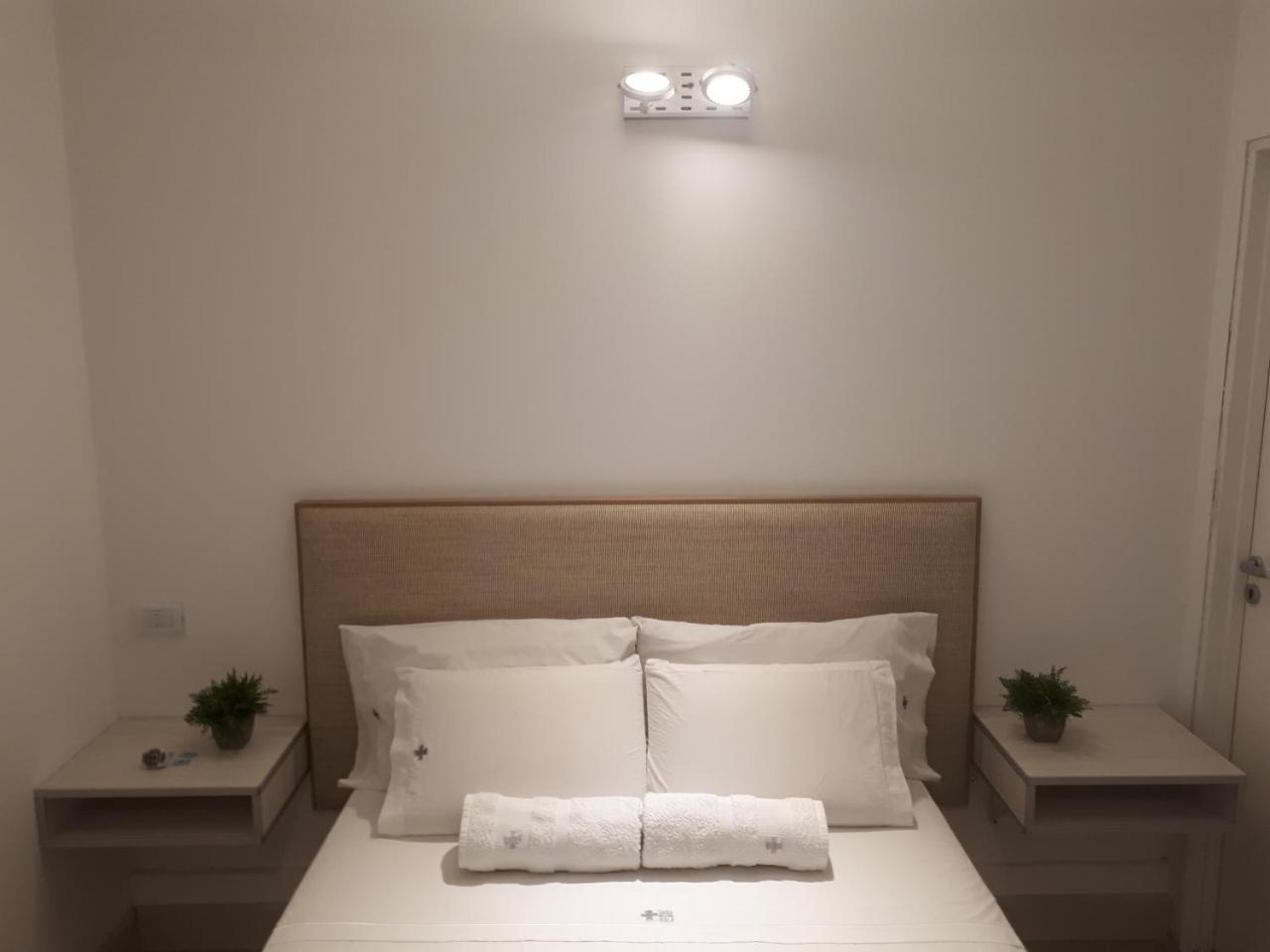 Loft, Bikes & Optic Fibre Wifi By Bar St And Park Apartamento