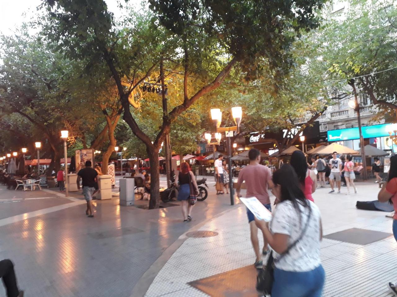 Peatonal Sarmiento Apartamento