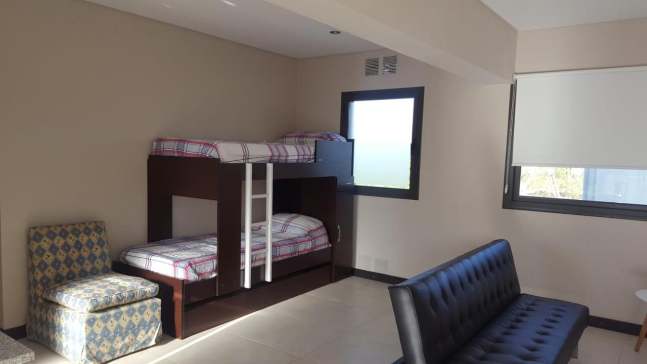 Departamento En Complejo Las Lilas