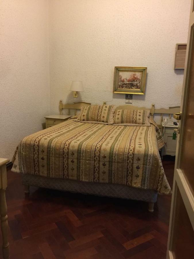 Cervantes Hotel Mendoza
