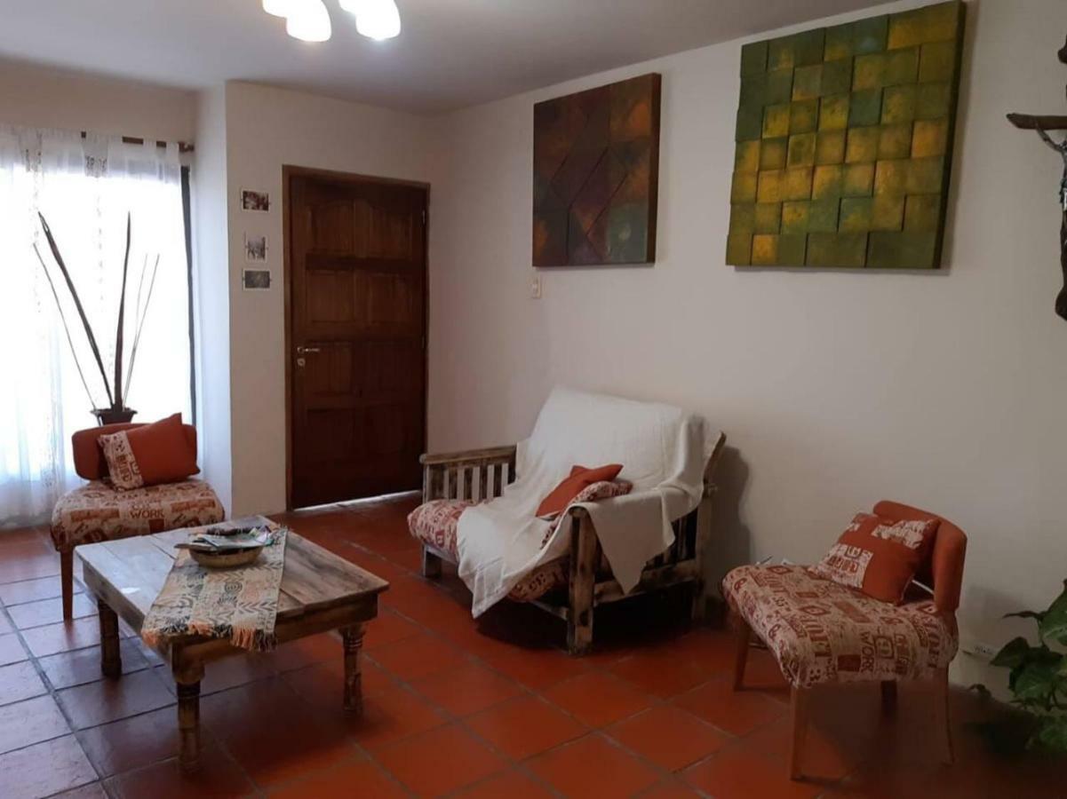 Casa Amplia En Godoy Cruz Apartamento *