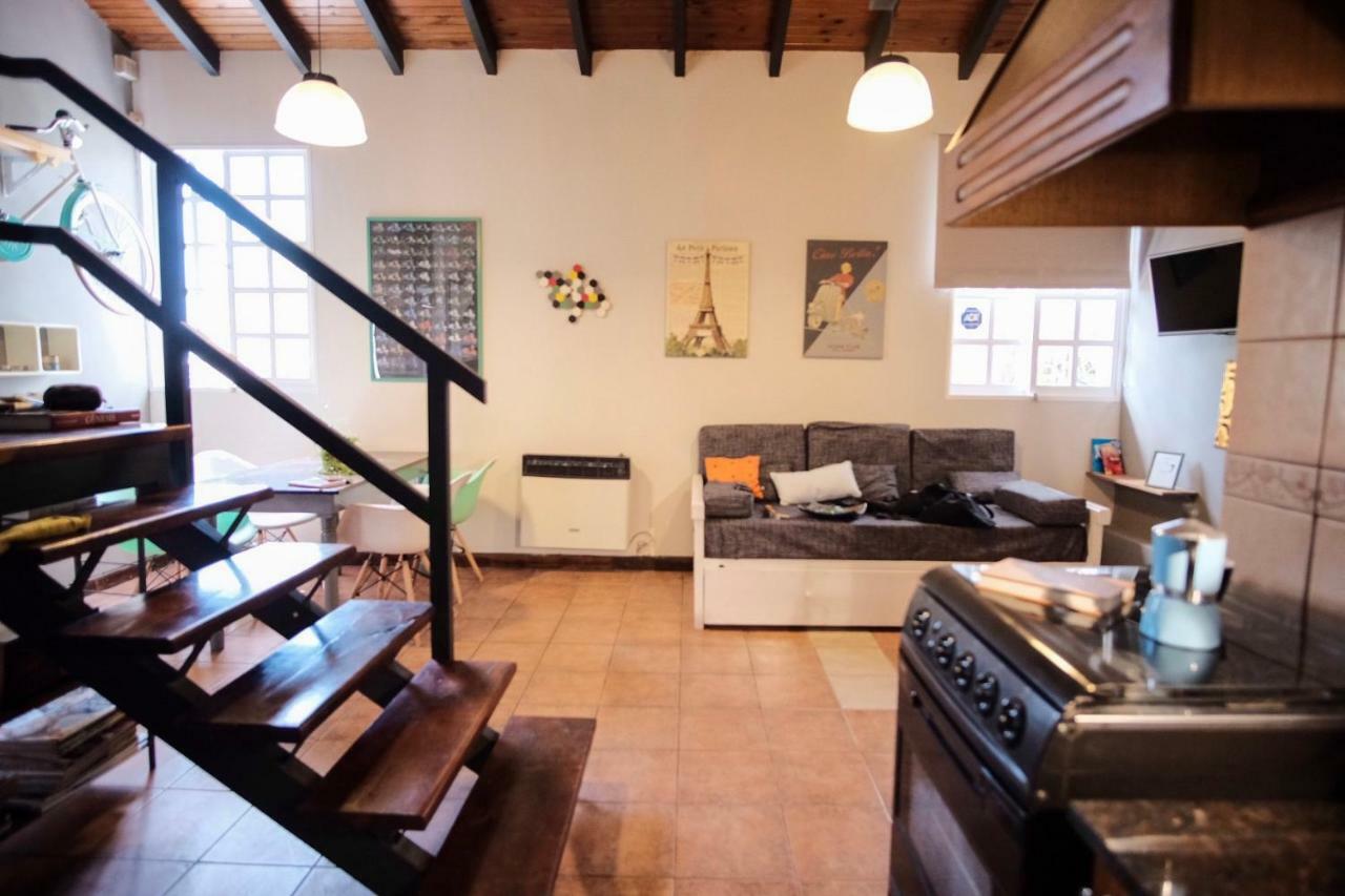Leonidas Design Loft Apartment