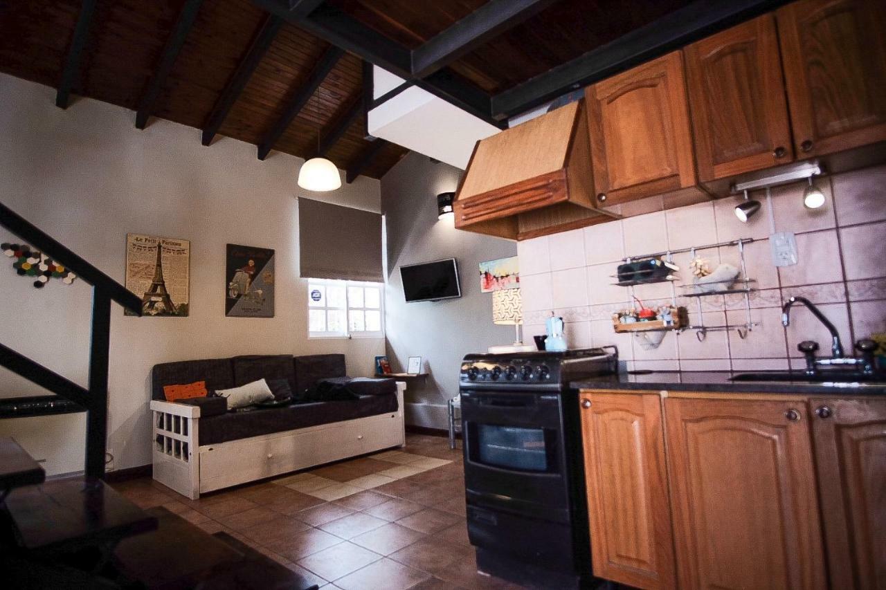 Leonidas Design Loft Apartment *