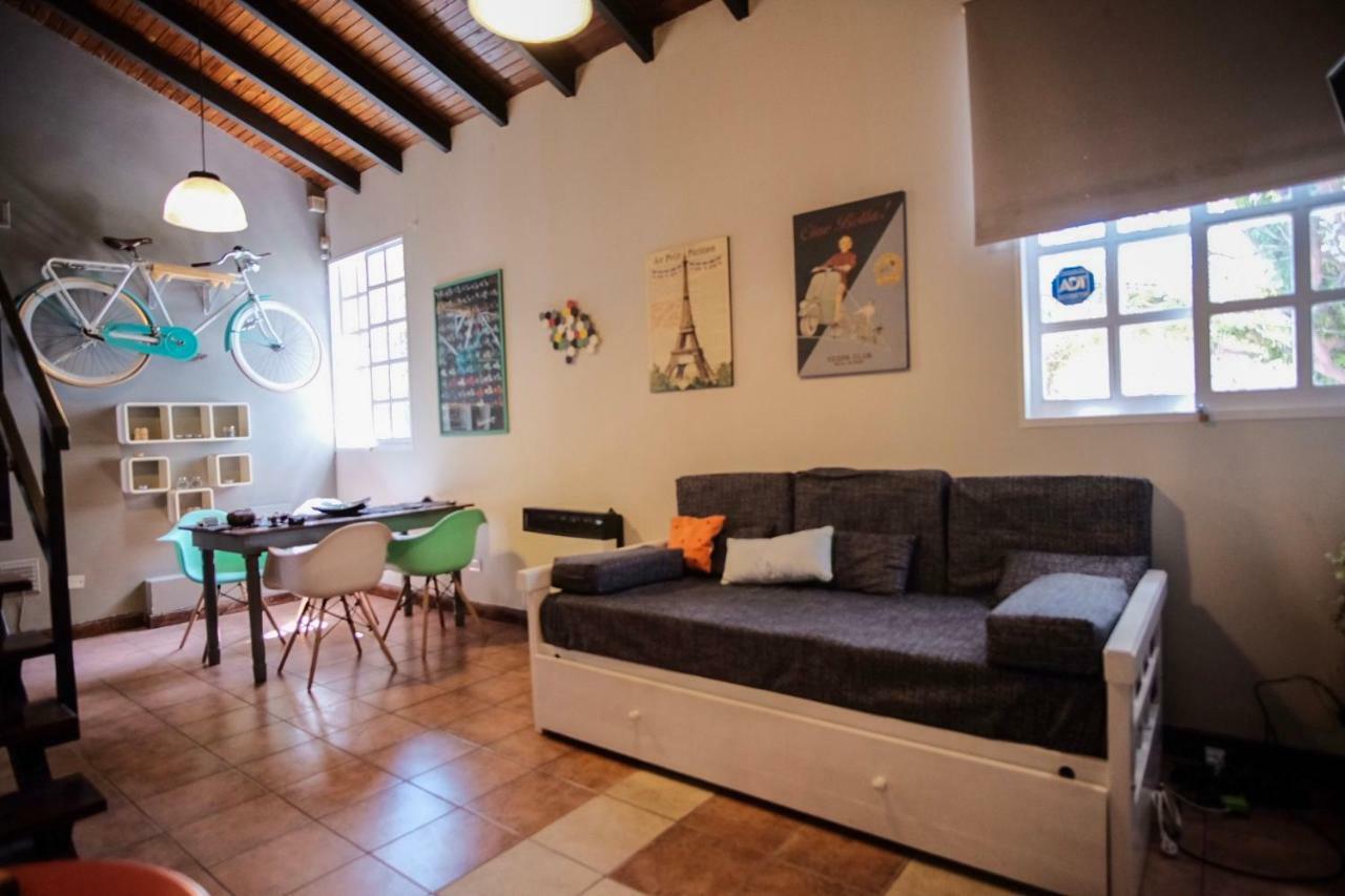 Leonidas Design Loft *