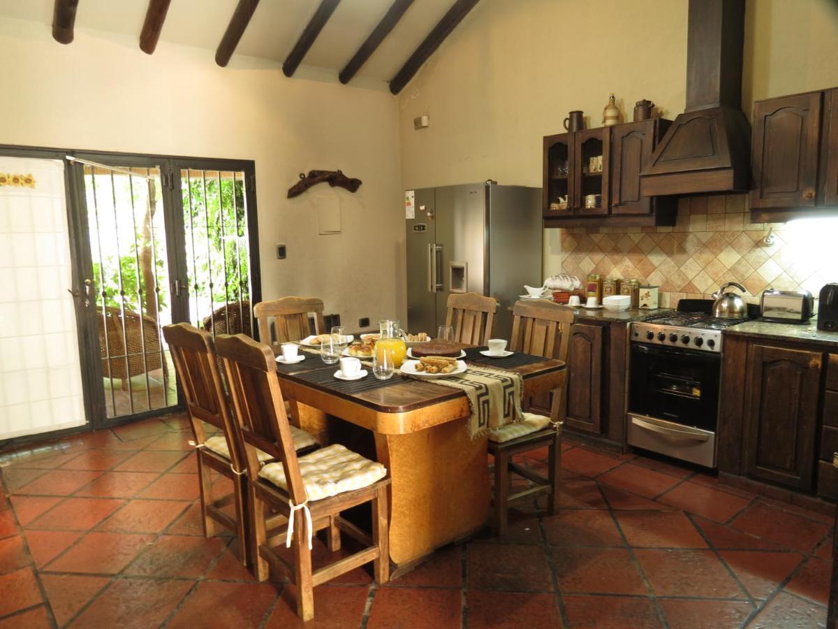 Quinta Montaña - Casa Entera Grupo O Familia 8-10 Personas - Céntrica, Piscina - Todas Comodidades! Mendoza