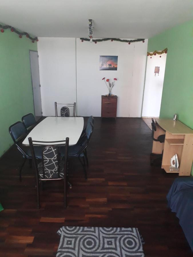 Departamento Céntrico En Capital Habitación en casa particular *