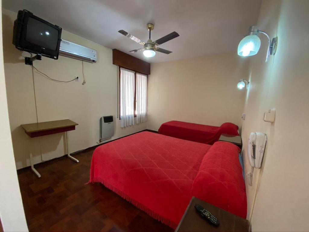 Hotel Inés 2*