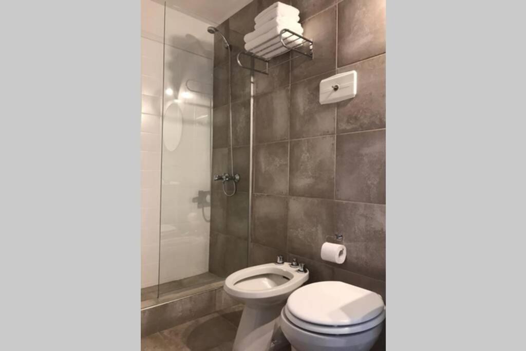 Departamento En Mendoza, Capital, En Calle Aristides Villanueva *