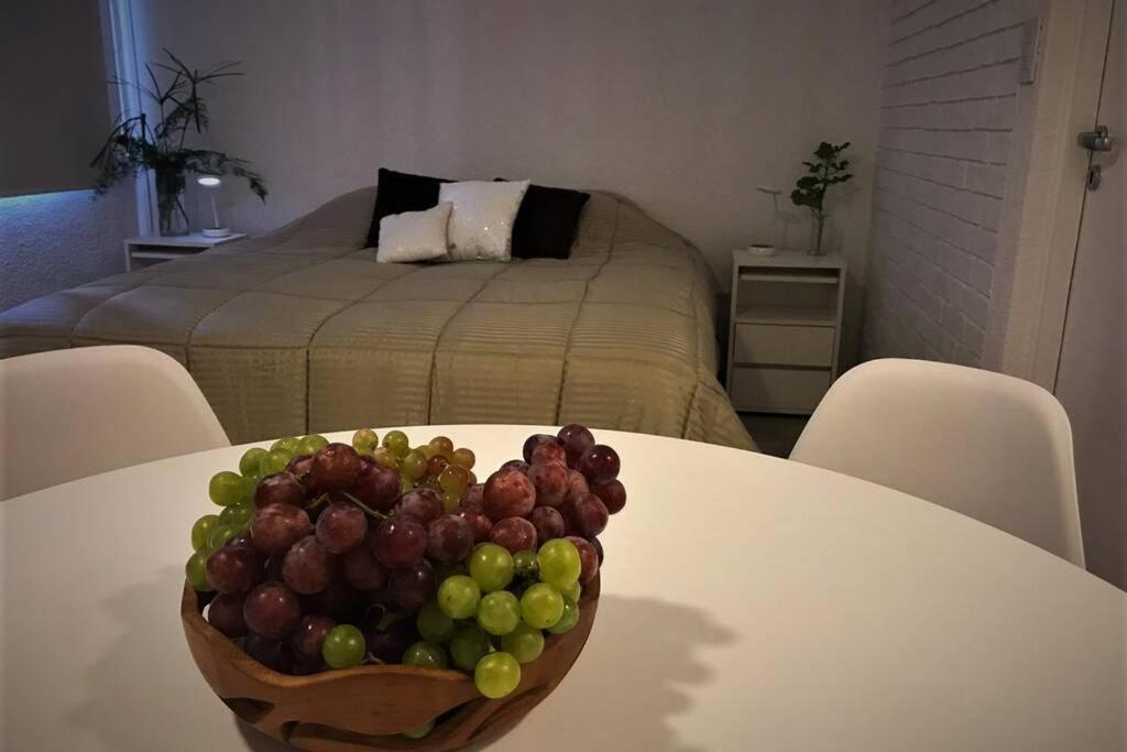 Departamento En Mendoza, Capital, En Calle Aristides Villanueva * Mendoza