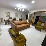Amplia Casa Cerca De Aristdes Con Patio Y Parilla