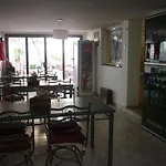 Hostel Empedrado