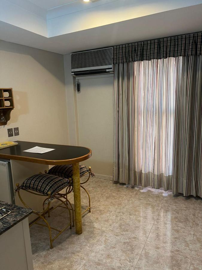 Departamento Céntrico Mendoza-reina Victoria Apartamento