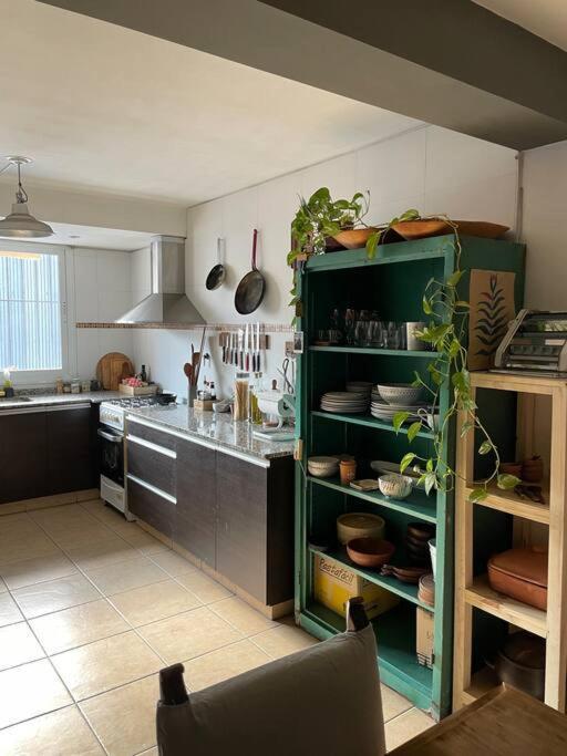 Hermoso Departamento Céntrico, Con Estacionamiento Apartamento