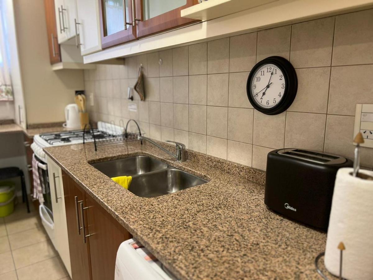 Departamento Mitre- Pleno Corazon De La Ciudad. Apartamento