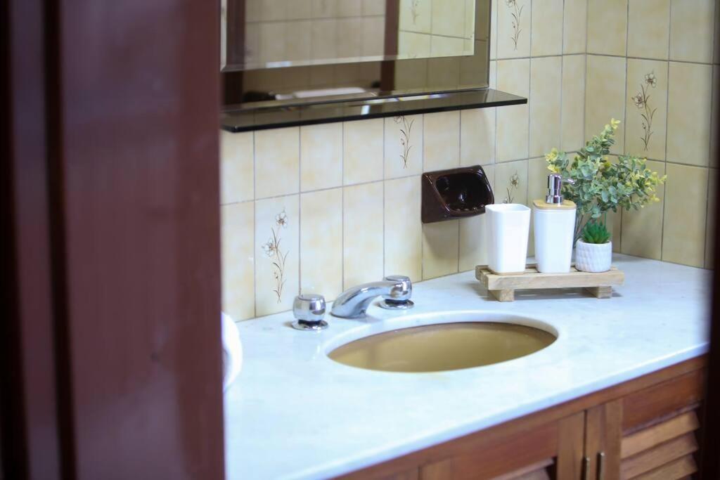 Apartment Encanto Mendocino: Espaciosa Casa En Juan B Justo Mendoza