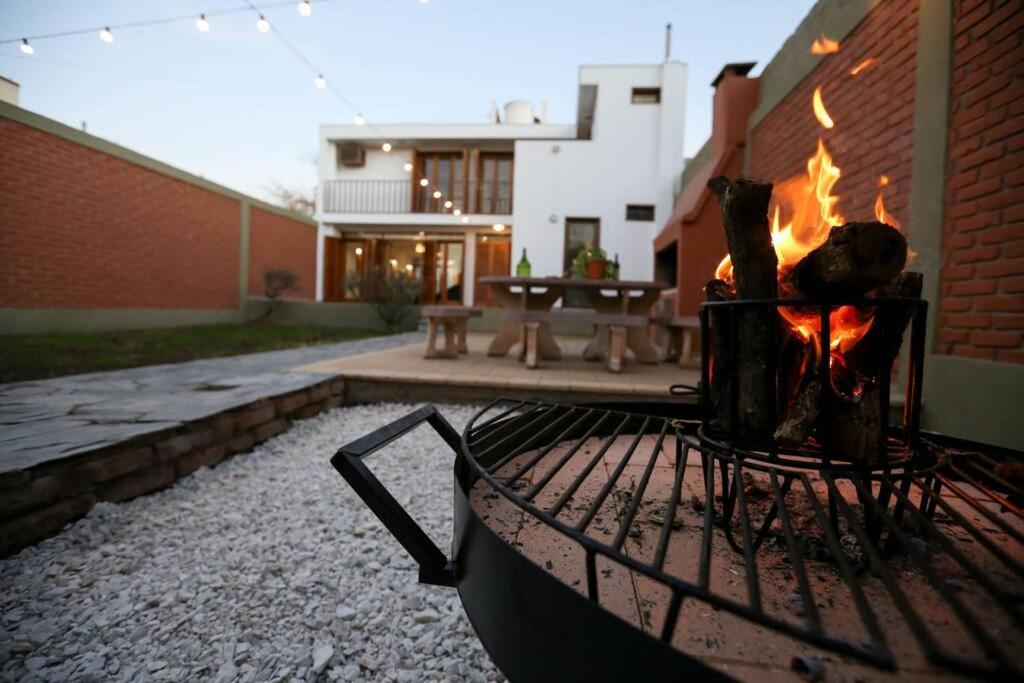 Encanto Mendocino: Espaciosa Casa En Juan B Justo * Mendoza