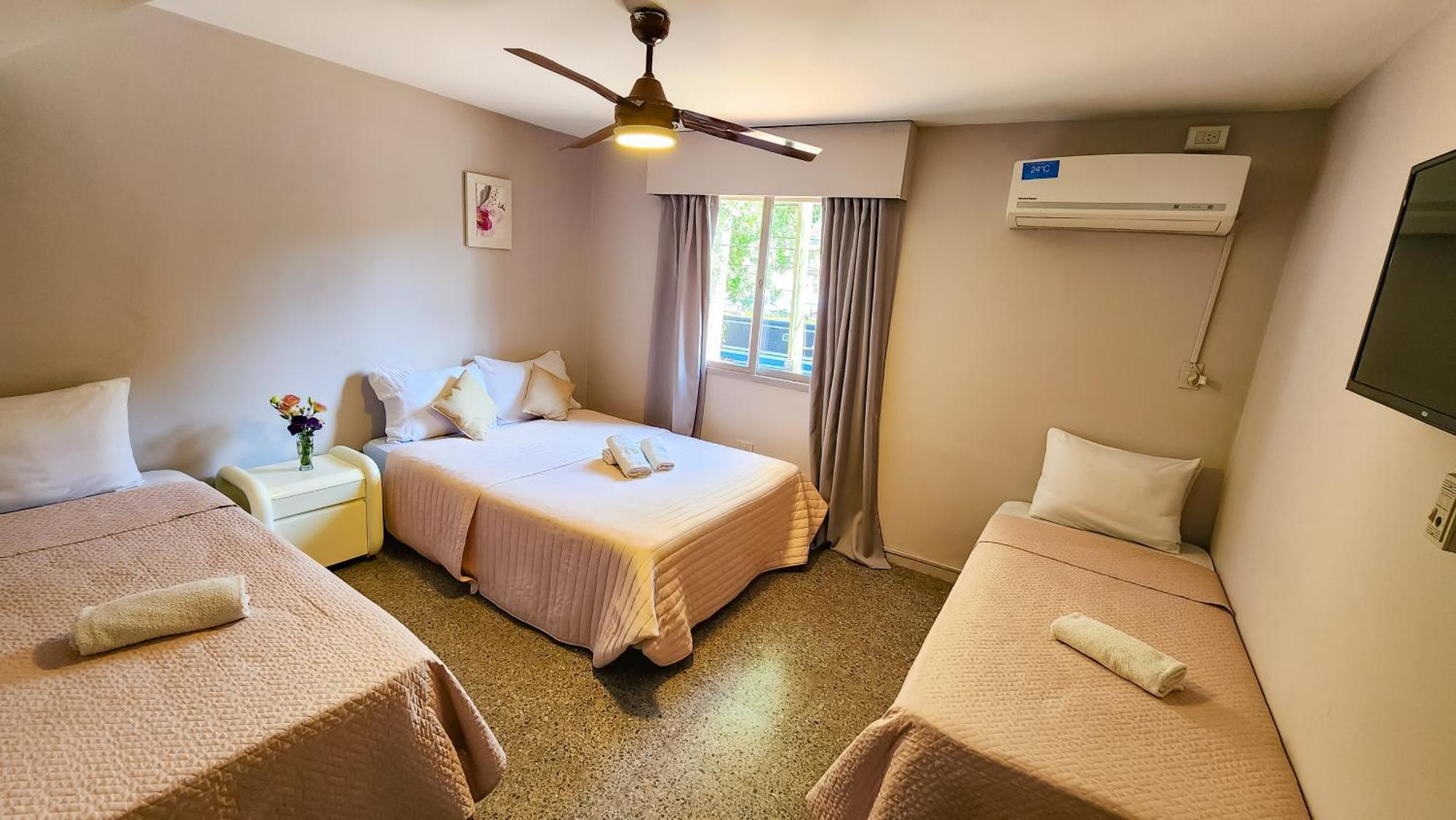 Hotel Juan B Justo 2*