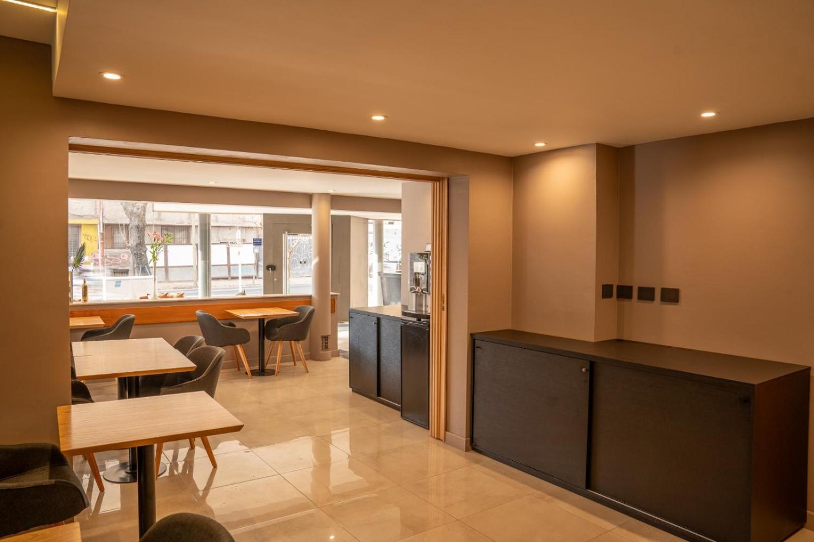 Aparthotel Urbana Mendoza