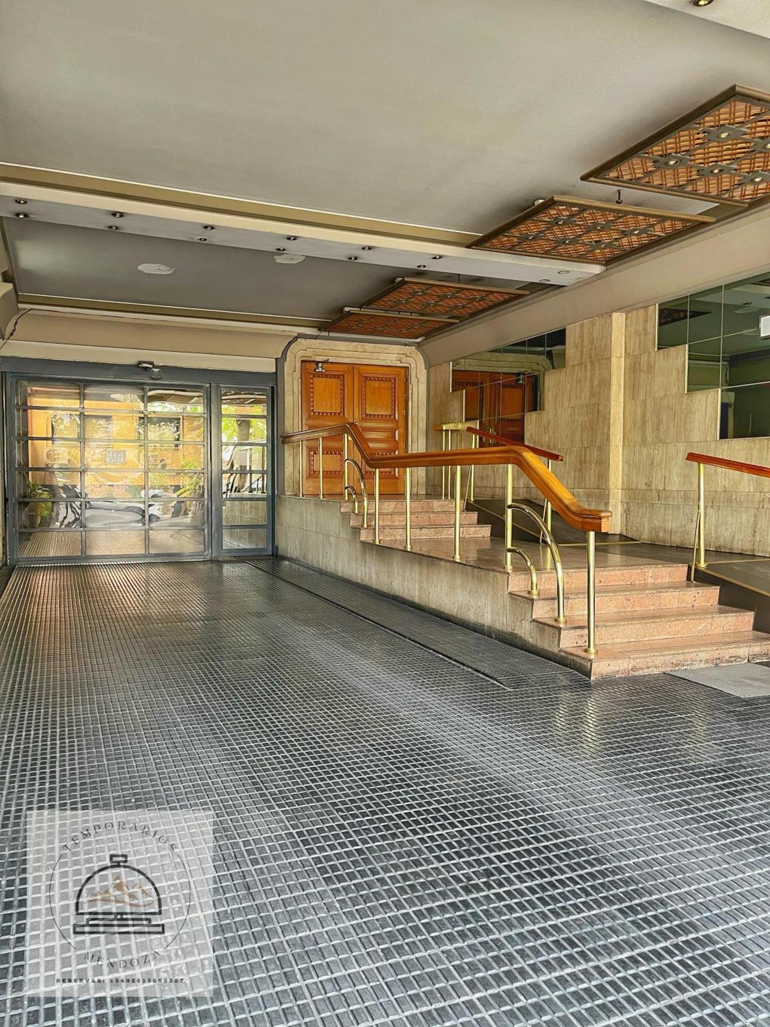 Departamento Centrico Con Terraza Plaza Independencia *