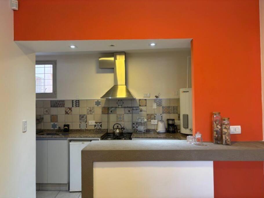 Apartamento Aristides A Dos Cuadras- Comodo Departamento