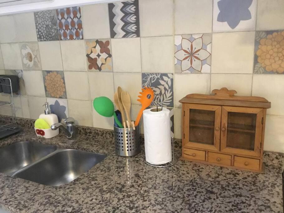 Aristides A Dos Cuadras- Comodo Departamento