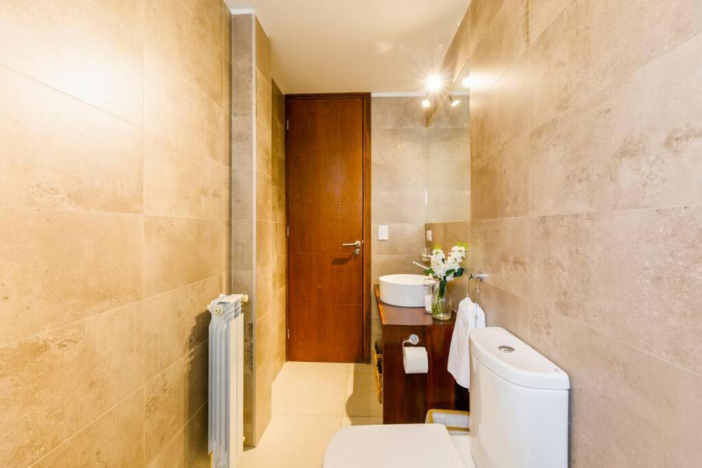 Luminoso Y Comodo, Excelente Ubicacion Apartamento Mendoza