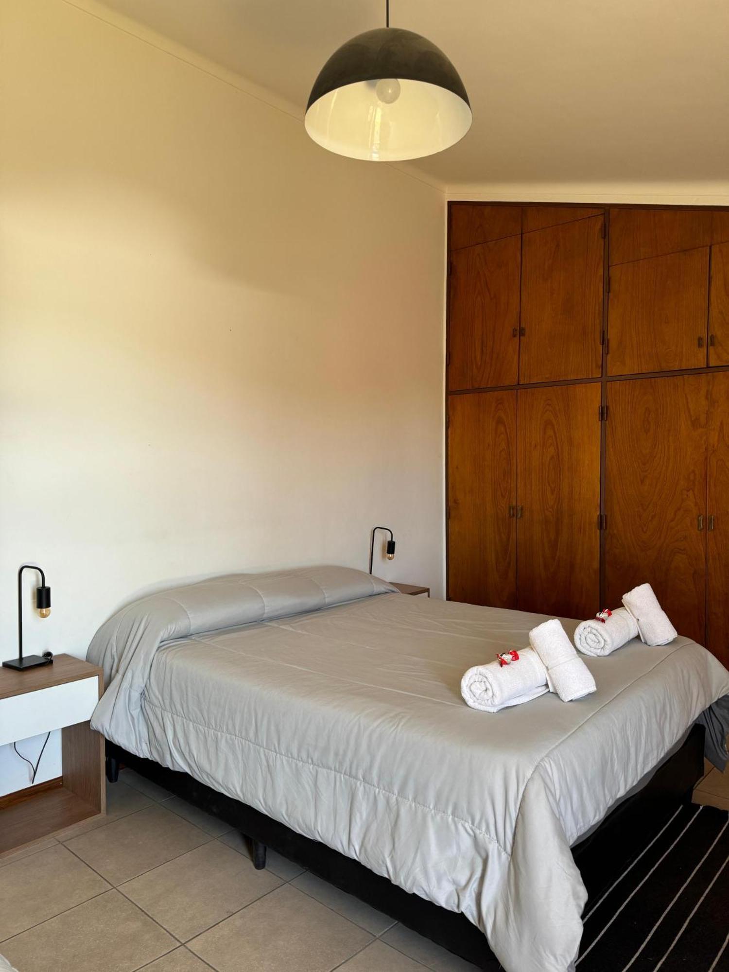 Encanto Mendocino: Espaciosa Casa En Juan B Justo *