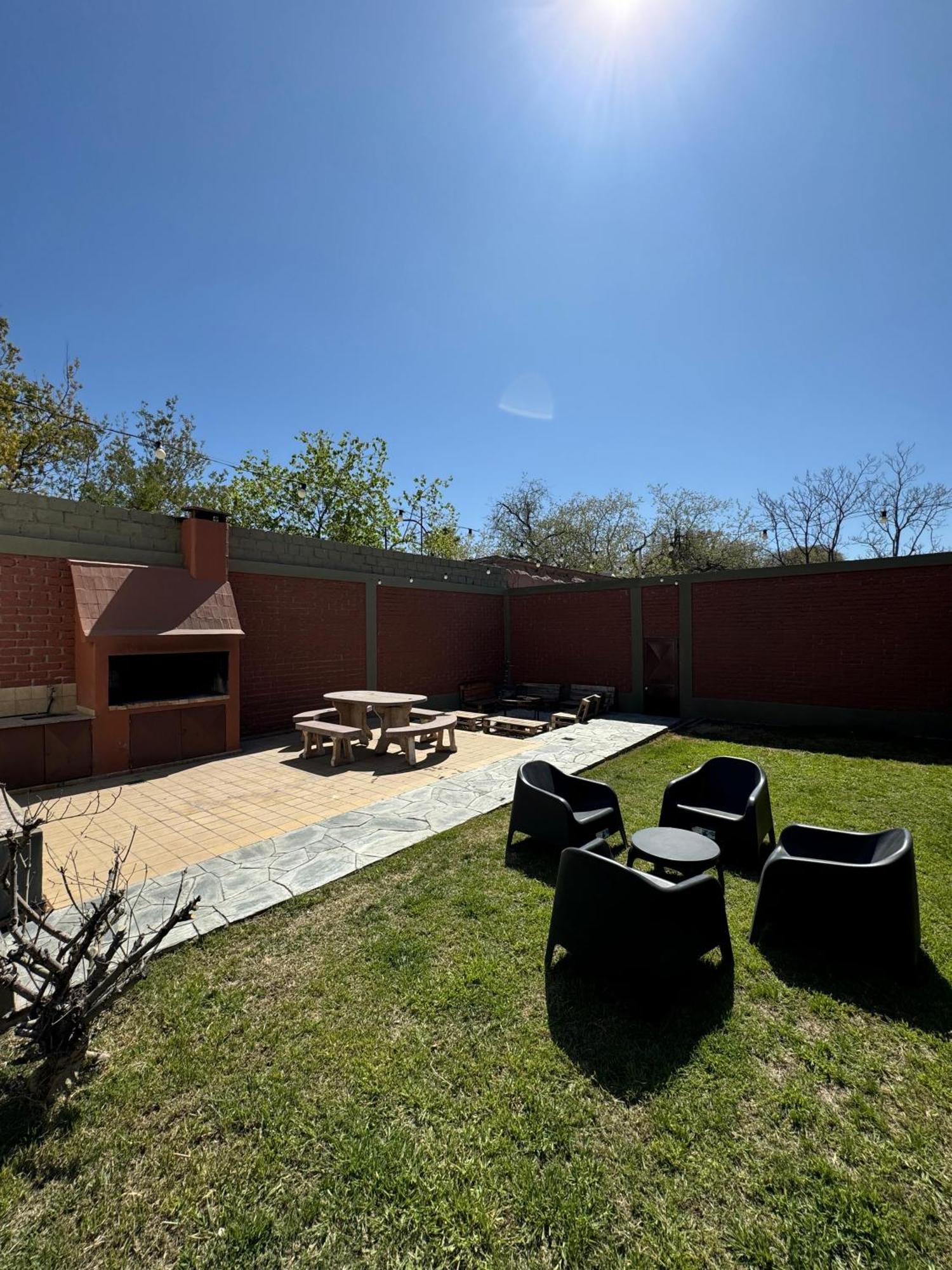 Apartment Encanto Mendocino: Espaciosa Casa En Juan B Justo