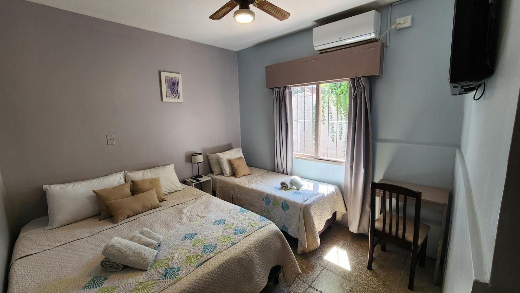 Hotel J B J Mendoza