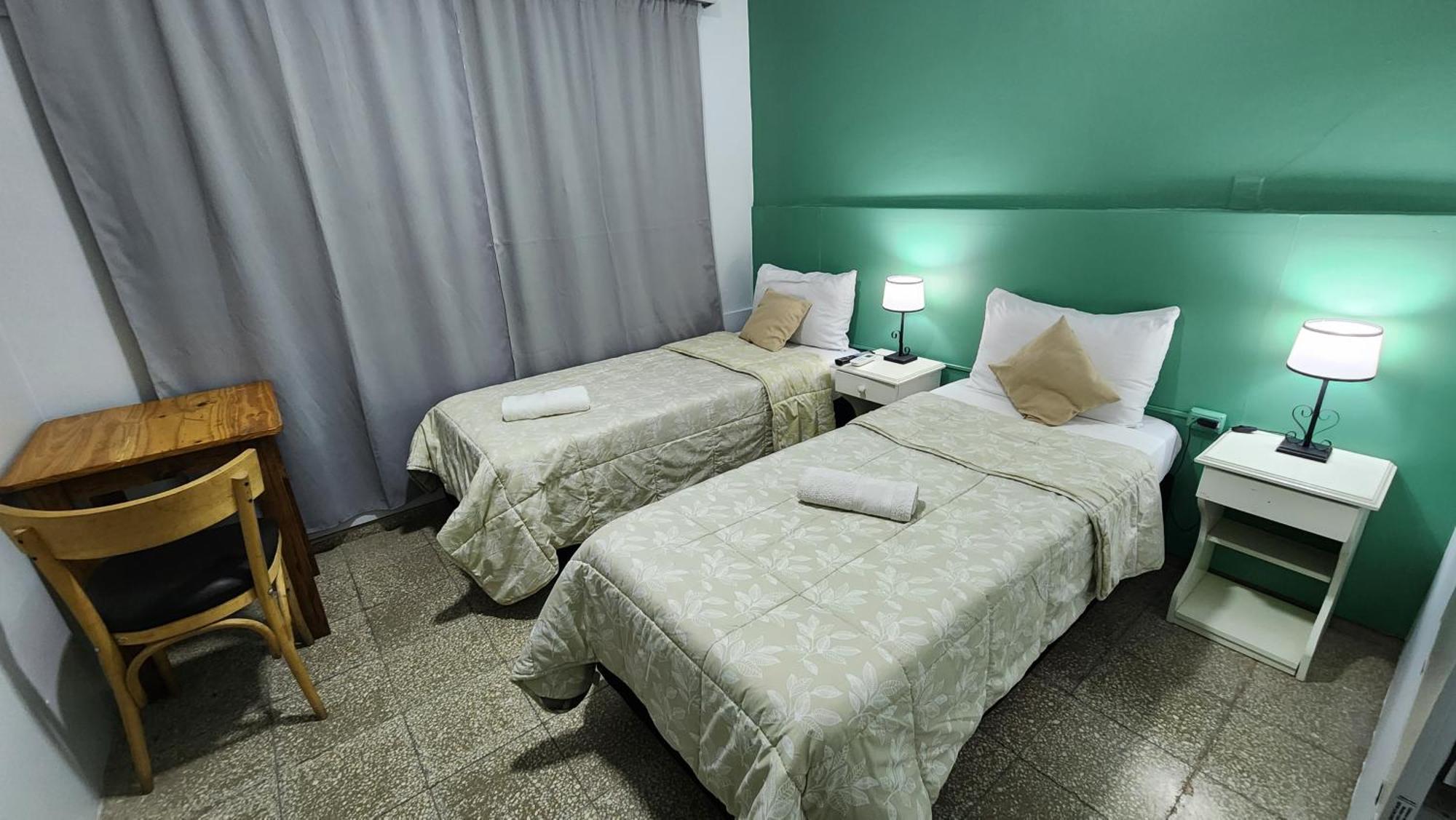 Hotel J B J