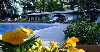 Hotel Jardin De Piedras 3*